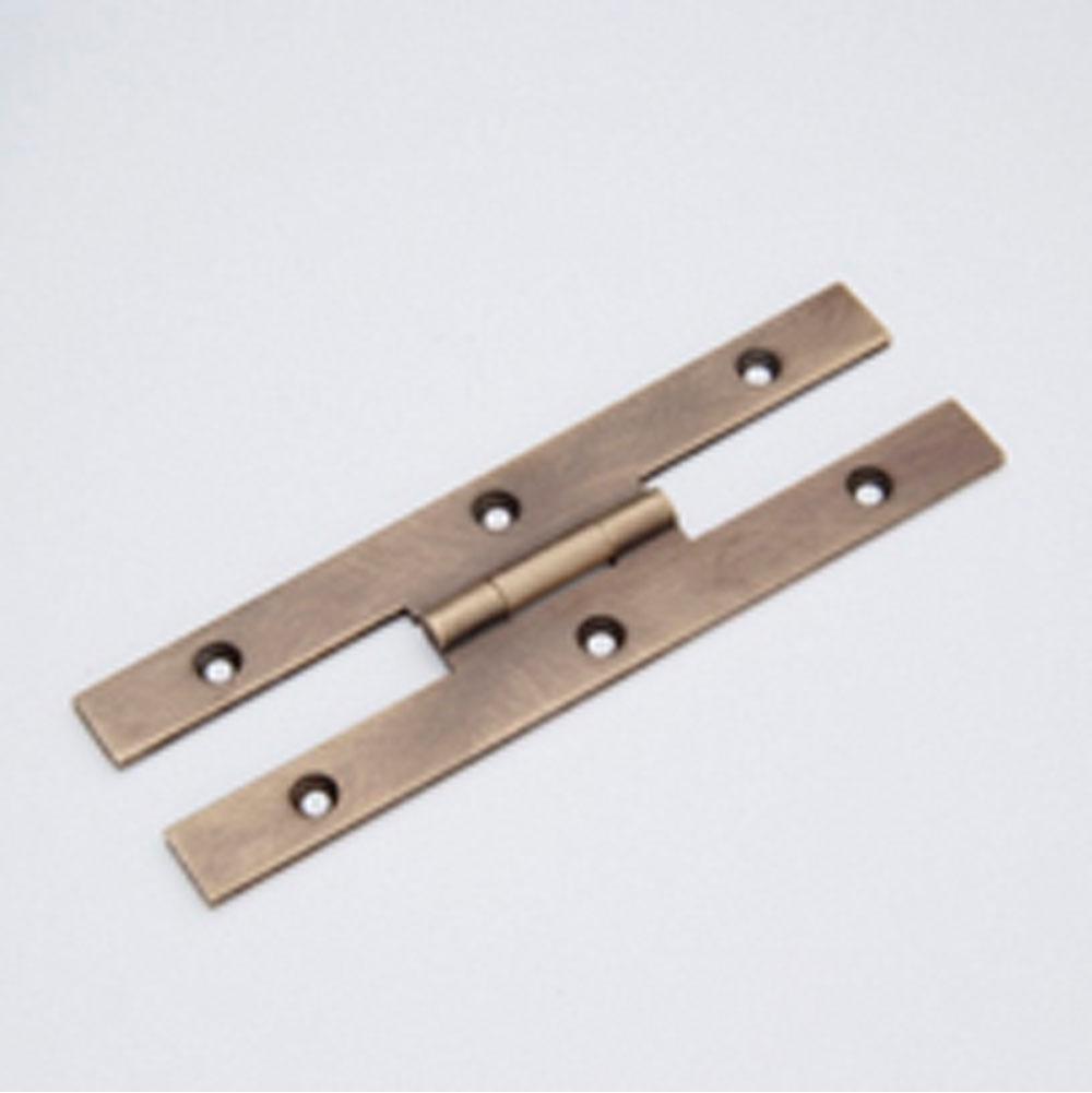 Classic Brass - Cabinet Hinges