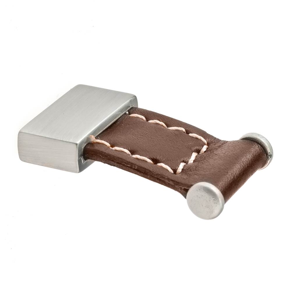 Richelieu America Contemporary Leather and Metal Knob - 745